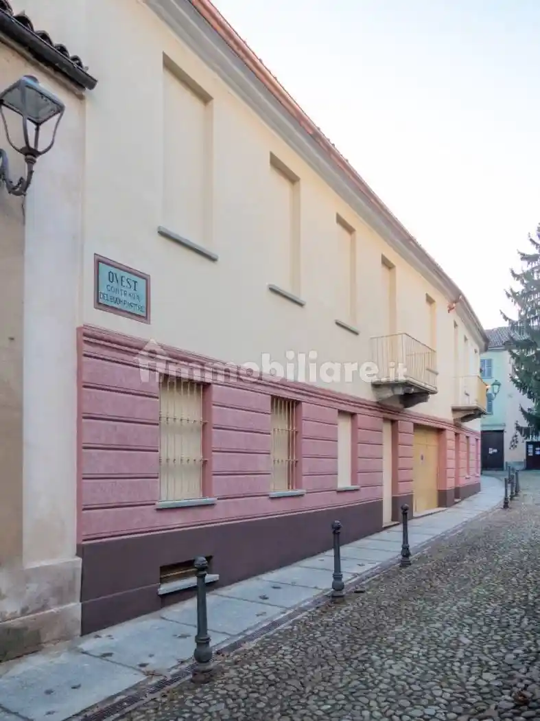 Casa indipendente in vendita a Asti