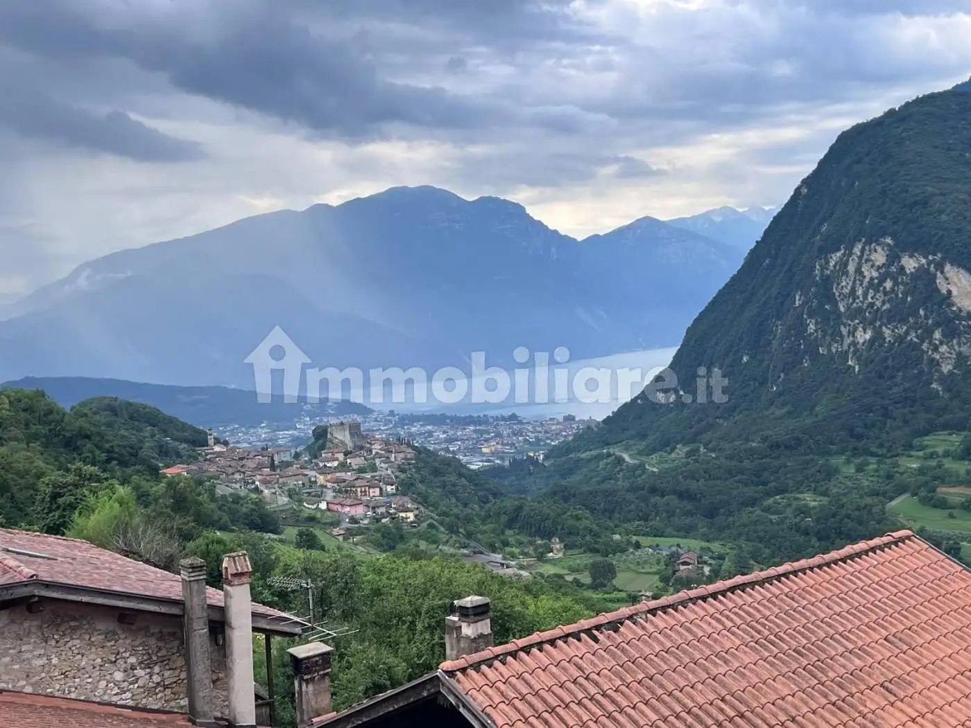 Rustico - Casale in vendita a Tenno