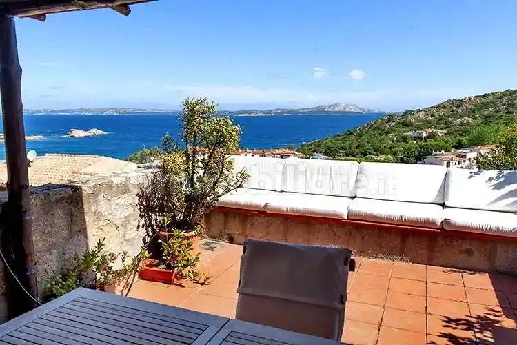 Appartamento in vendita a Arzachena