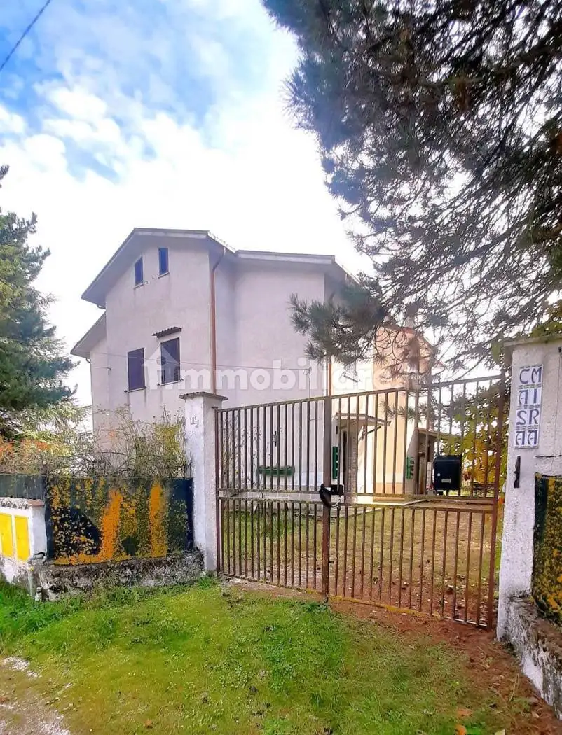 Villa in vendita a Scurcola Marsicana