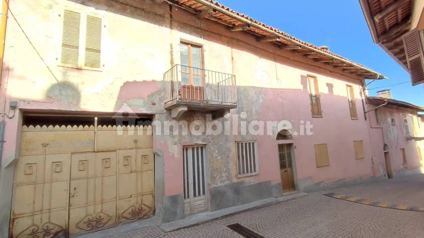 Palazzo - Edificio in vendita a Martiniana Po