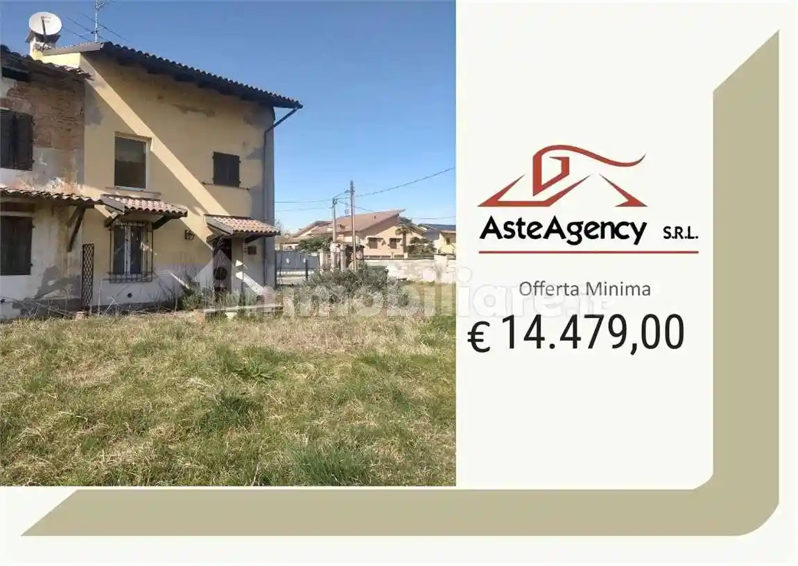 Casa indipendente in vendita a Castelnovetto