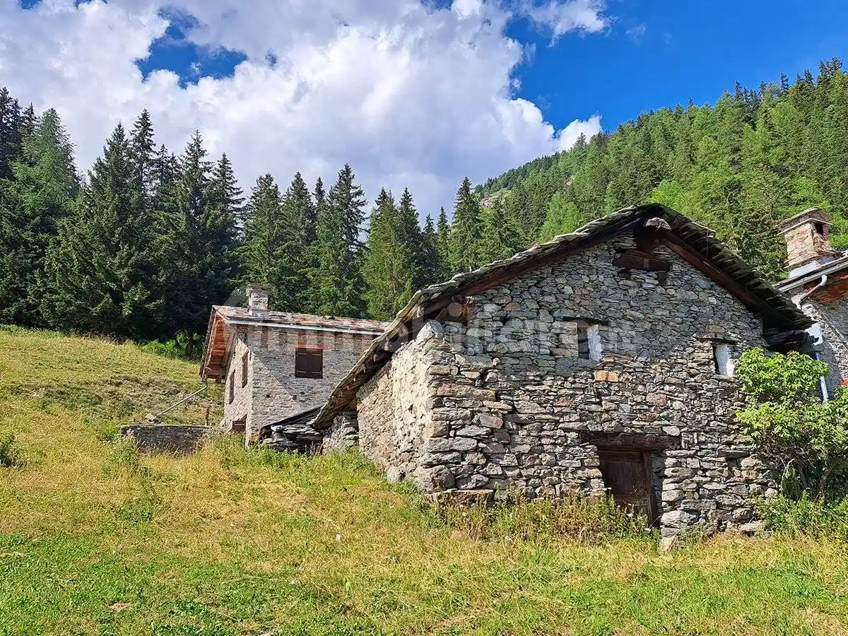 Rustico - Casale in vendita a La Salle