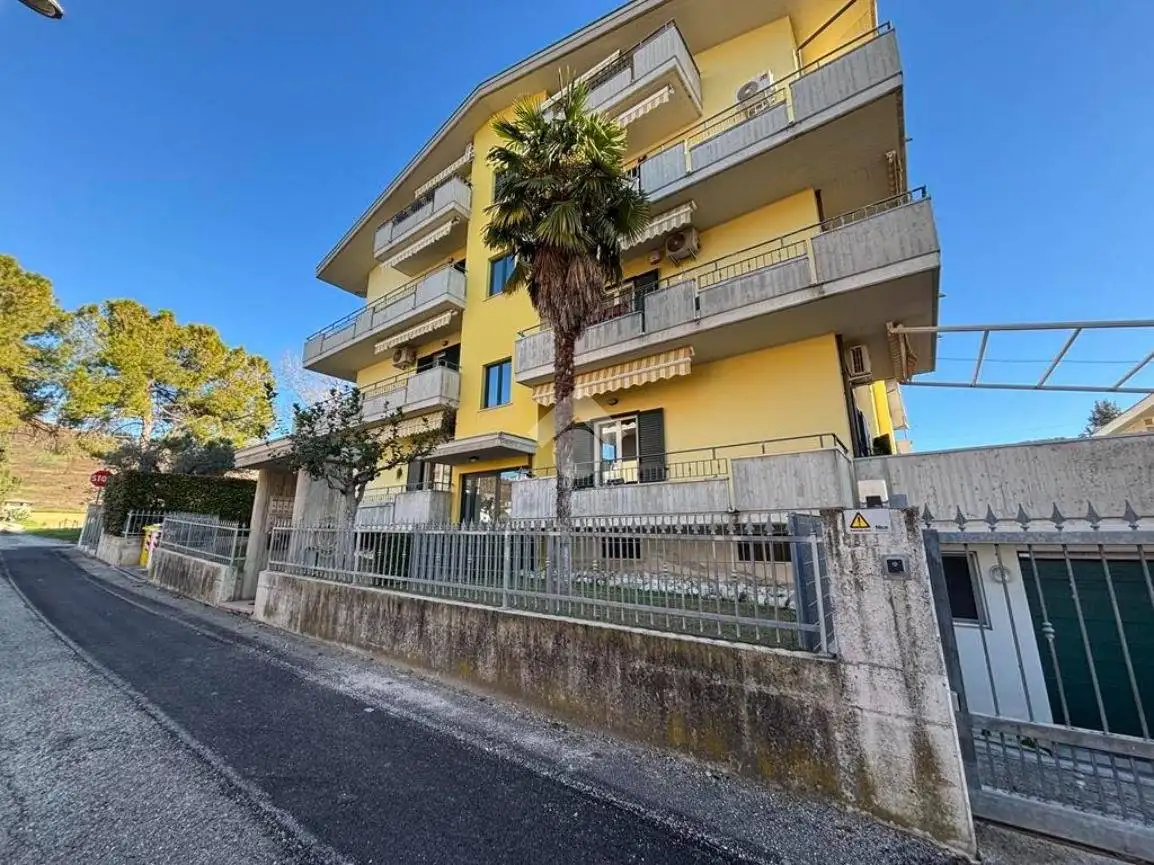 Appartamento in vendita a Castellalto