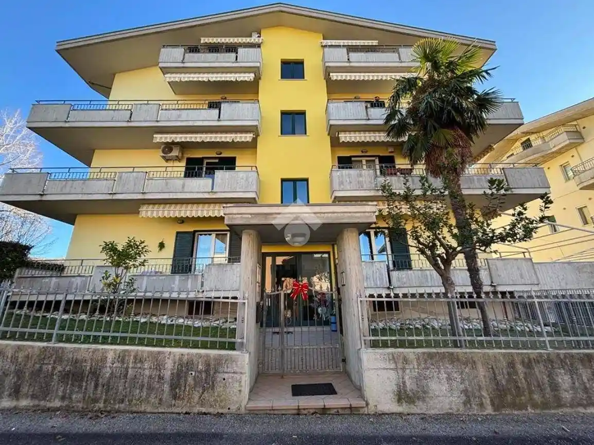 Quadrilocale via Turati 12, Castelnuovo Vomano, Castellalto - foto 3