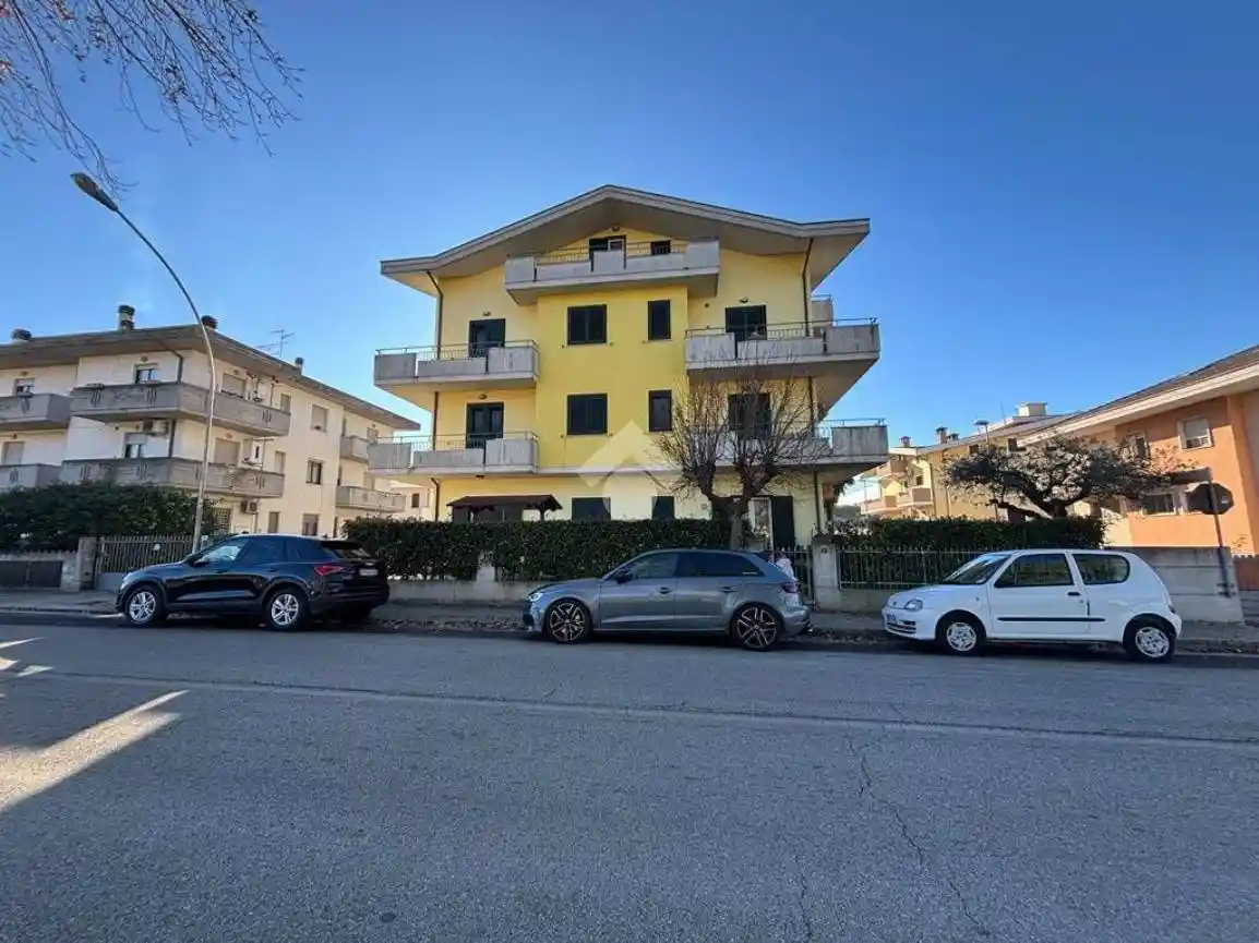 Quadrilocale via Turati 12, Castelnuovo Vomano, Castellalto - foto 5