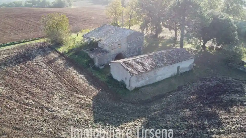 Rustico - Casale in vendita a Lubriano