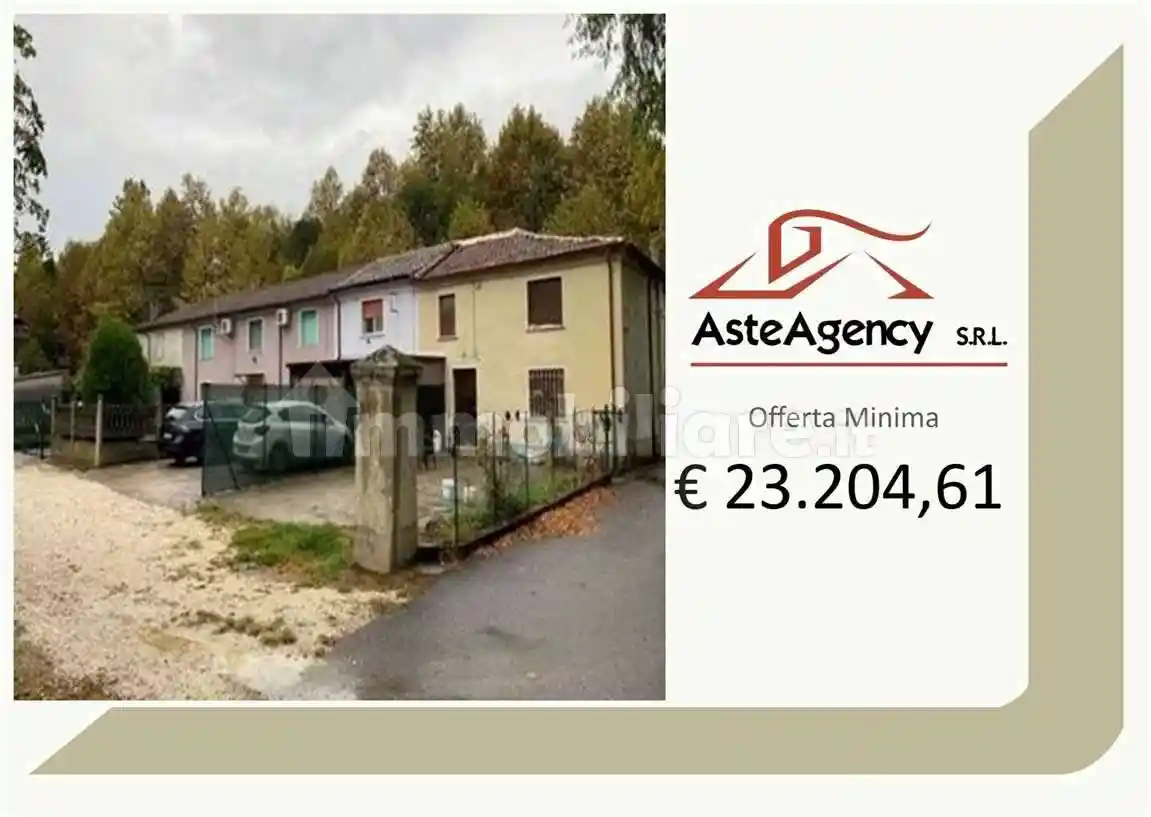 Villetta a schiera in vendita a Villimpenta