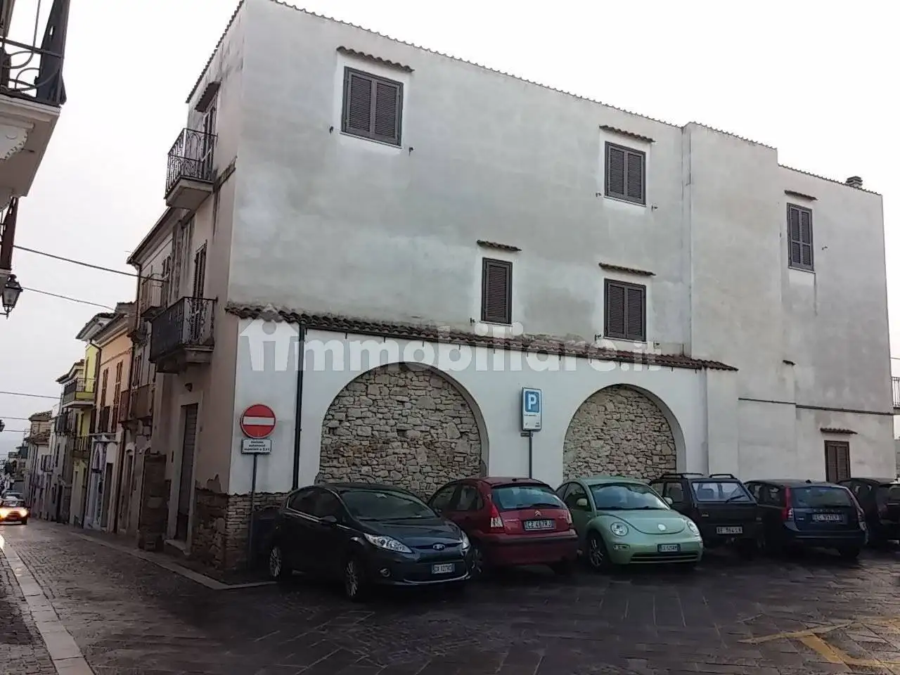 Palazzo - Edificio in vendita a Alanno