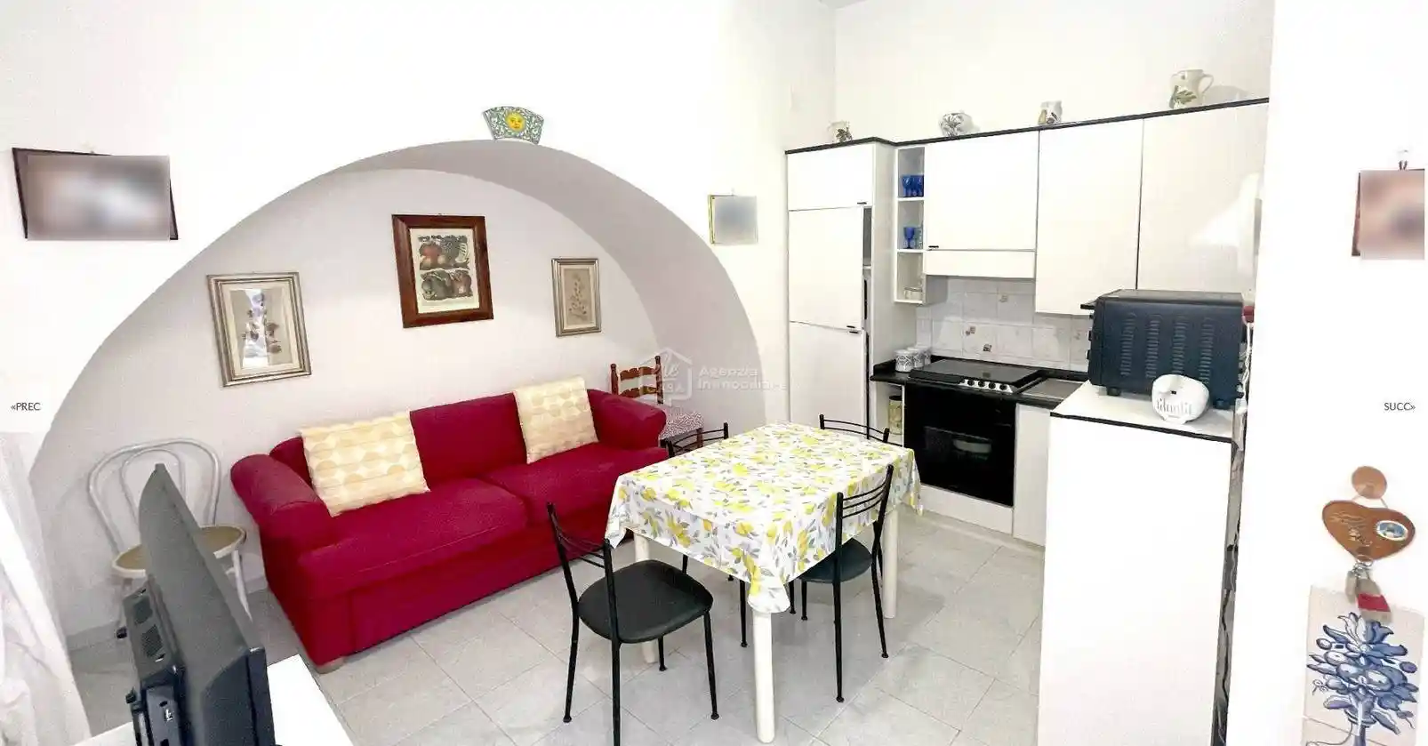 Casa indipendente in vendita a Canosa di Puglia