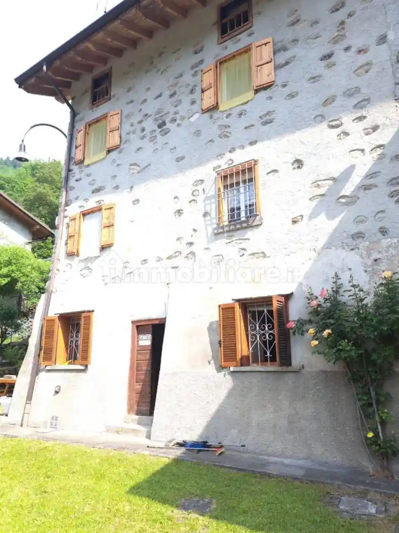 Rustico - Casale in vendita a Roncobello