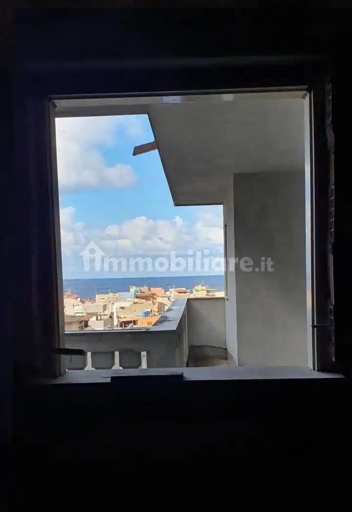 Quadrilocale via Archimede Snc, Centro, Bagnara Calabra - foto 3