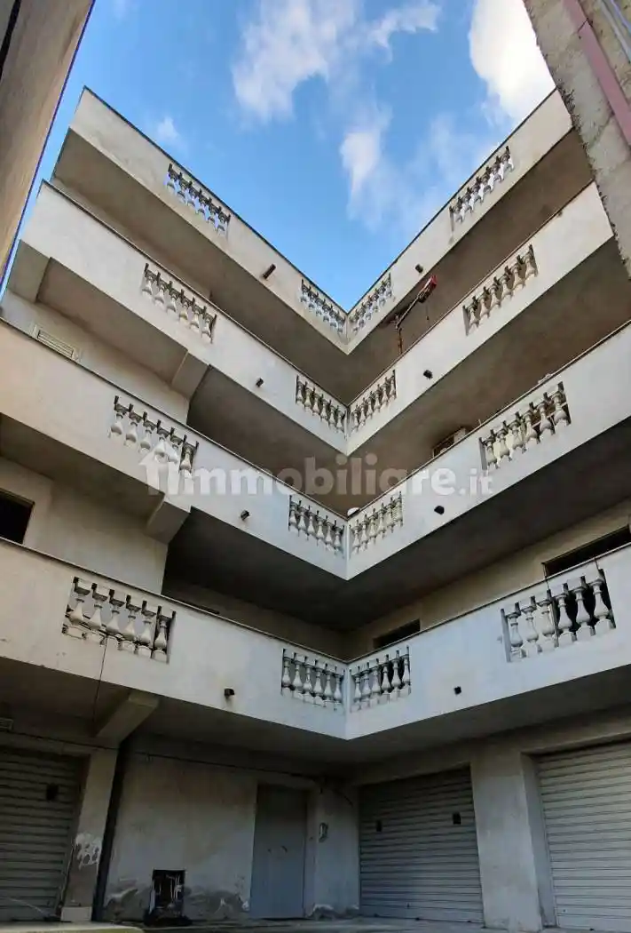 Quadrilocale via Archimede Snc, Centro, Bagnara Calabra - foto 5