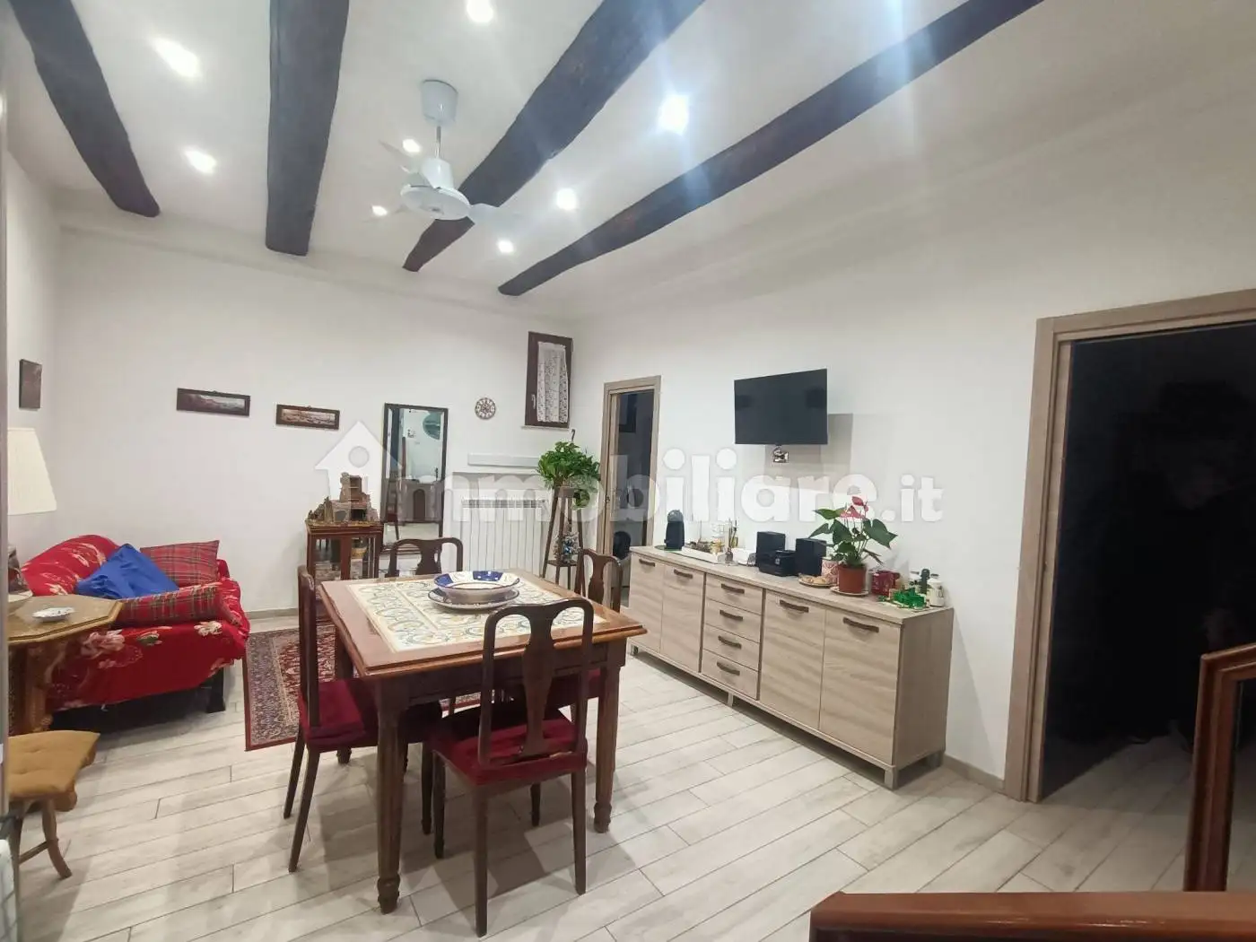 Appartamento in affitto a Napoli