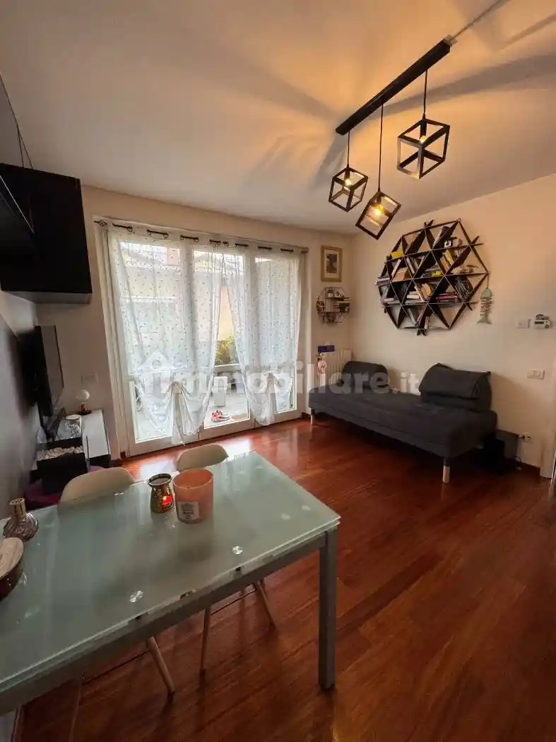 Appartamento in affitto a Carate Brianza