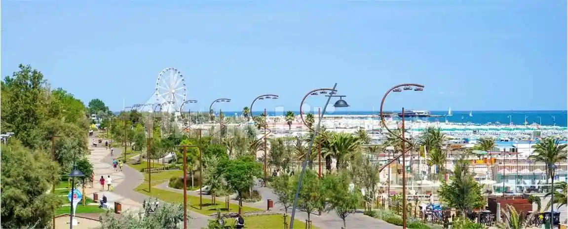 Palazzo - Edificio in vendita a Rimini