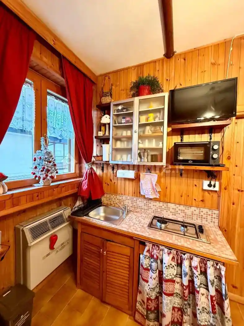 Monolocale viale Roma 94, Centro, Roccaraso - foto 3