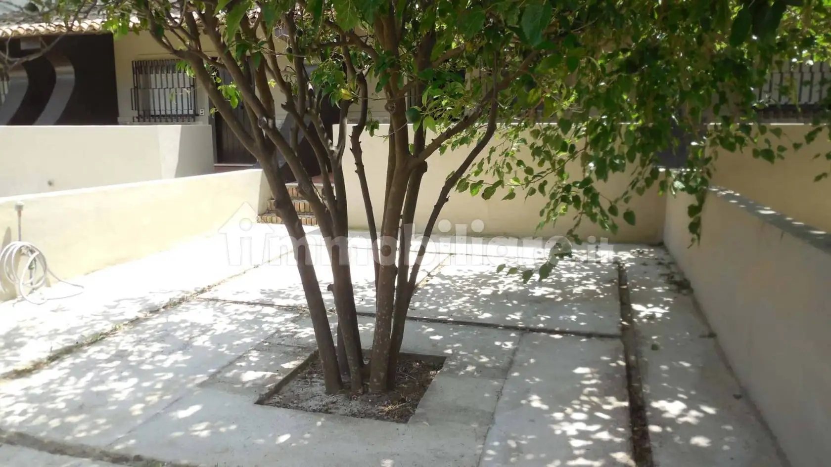 Appartamento in affitto a Soverato