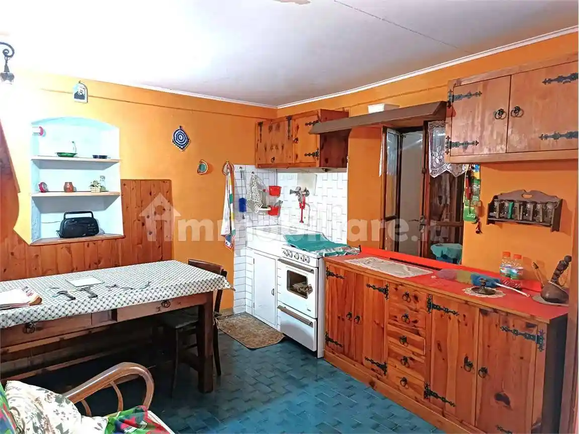 Appartamento in vendita a Donnas