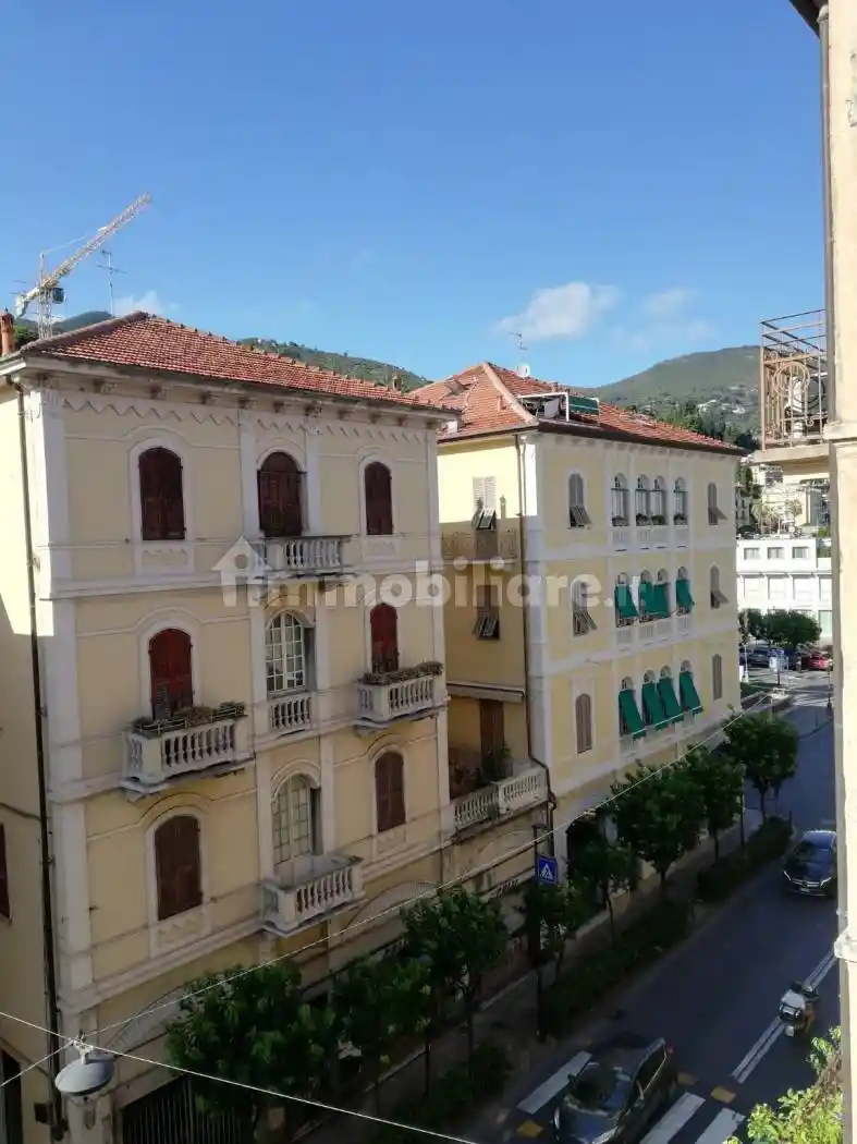 Appartamento in vendita a Alassio