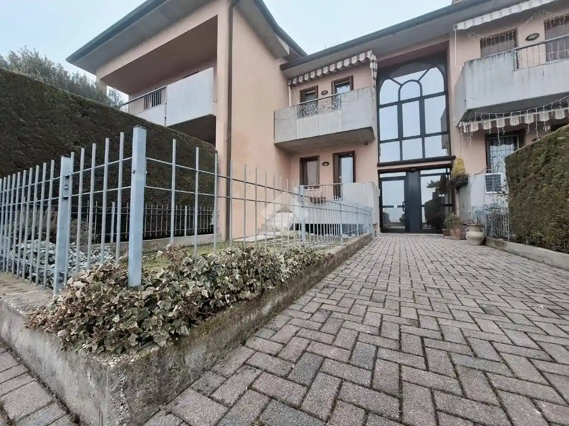 Appartamento in vendita a Ronco all'Adige