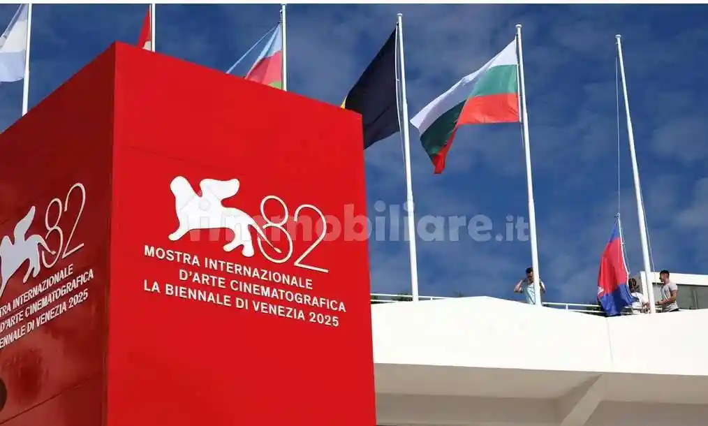 Palazzo - Edificio in vendita a Venezia