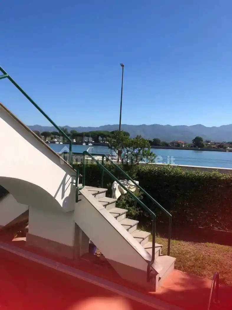 Appartamento in vendita a Ameglia