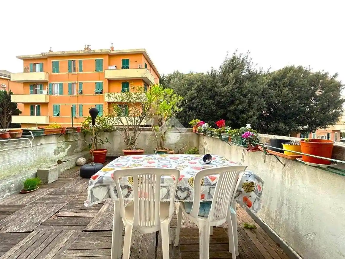 Appartamento in vendita a Genova