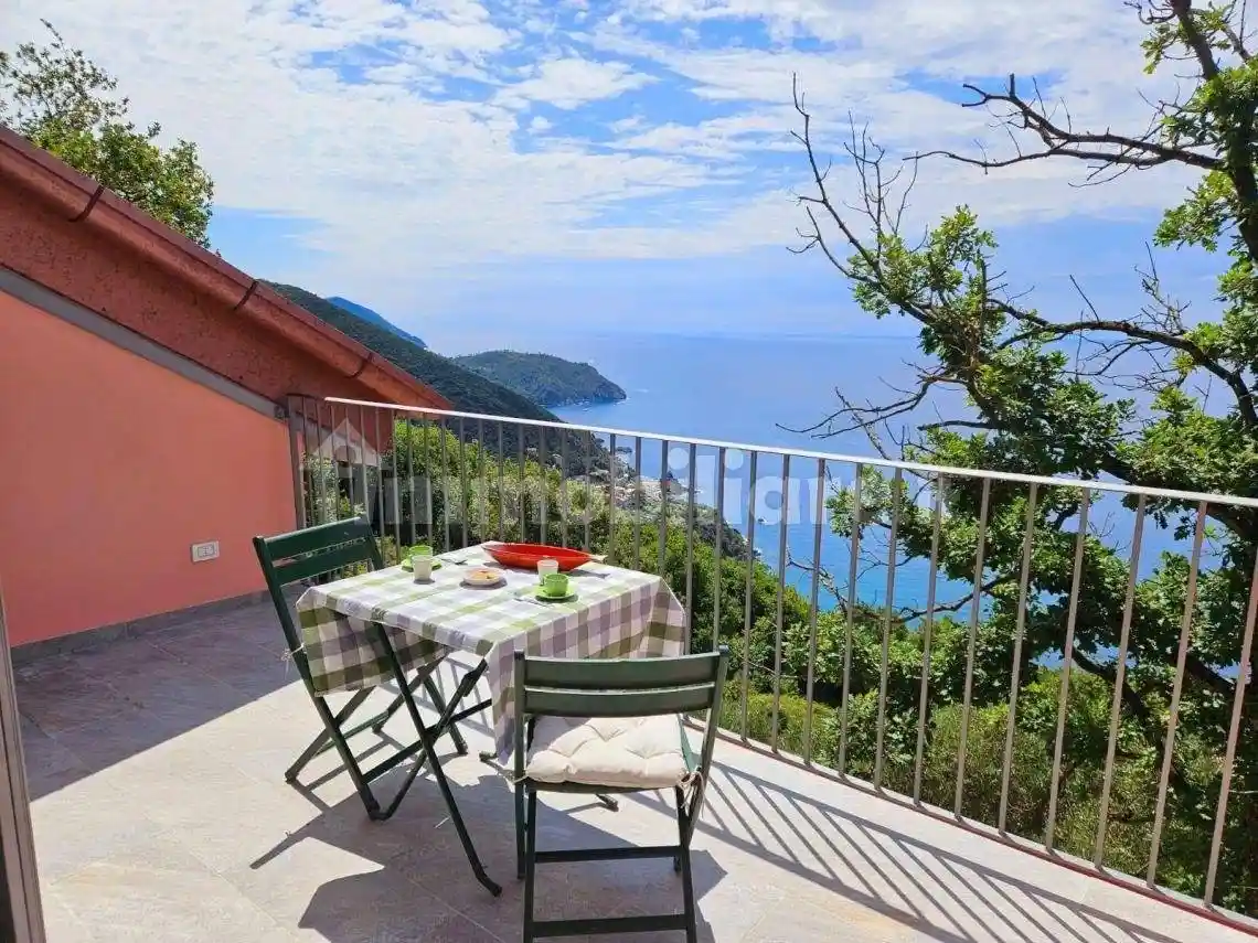 Villa in vendita a Framura