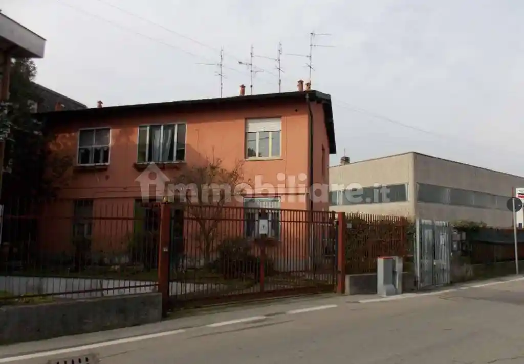 Appartamento in vendita a Melegnano