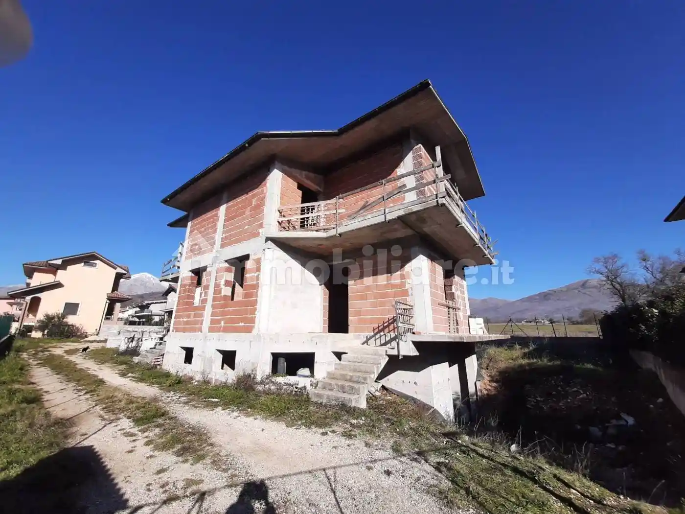 Villa bifamiliare via Renato Fucini, Centro, Avezzano - foto 3