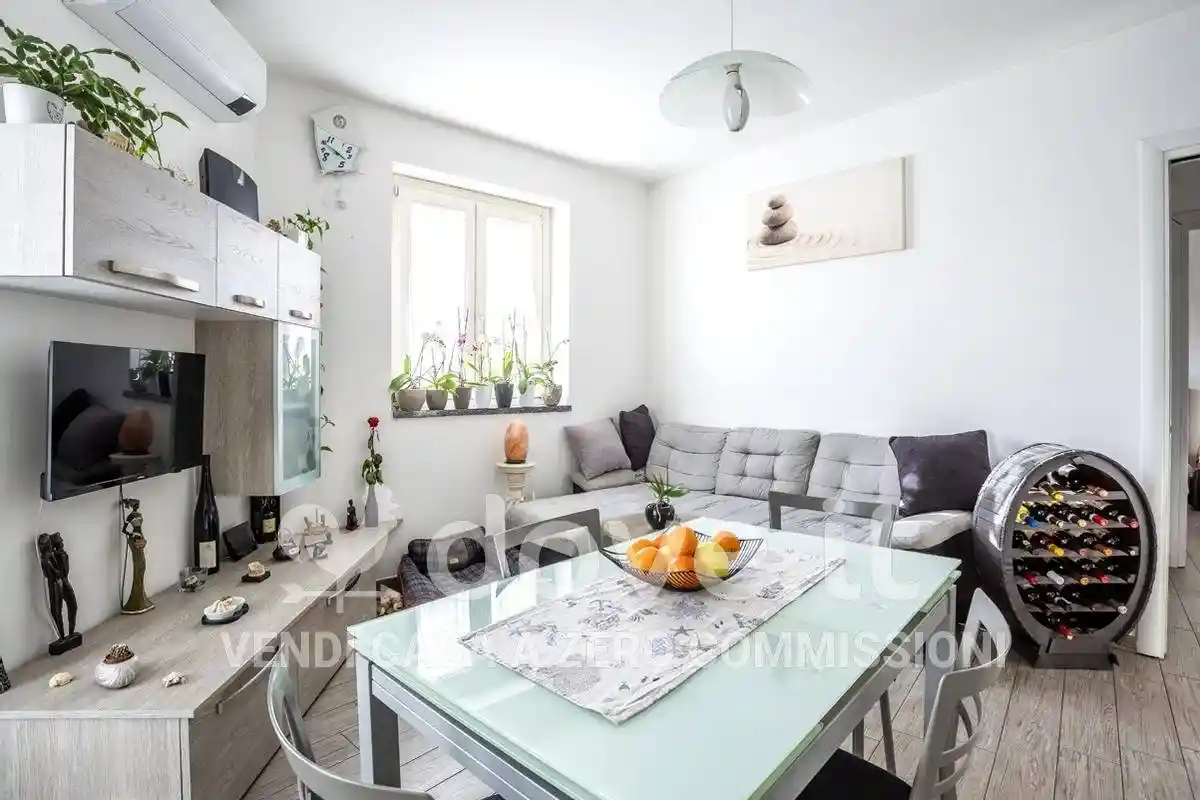 Appartamento in vendita a Luino