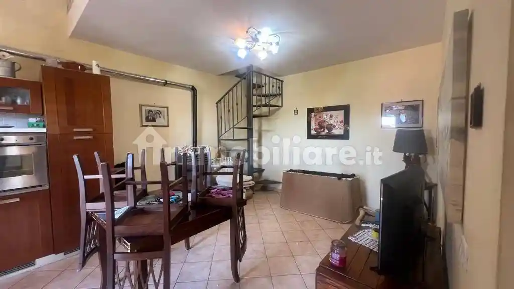 Appartamento in vendita a Cave