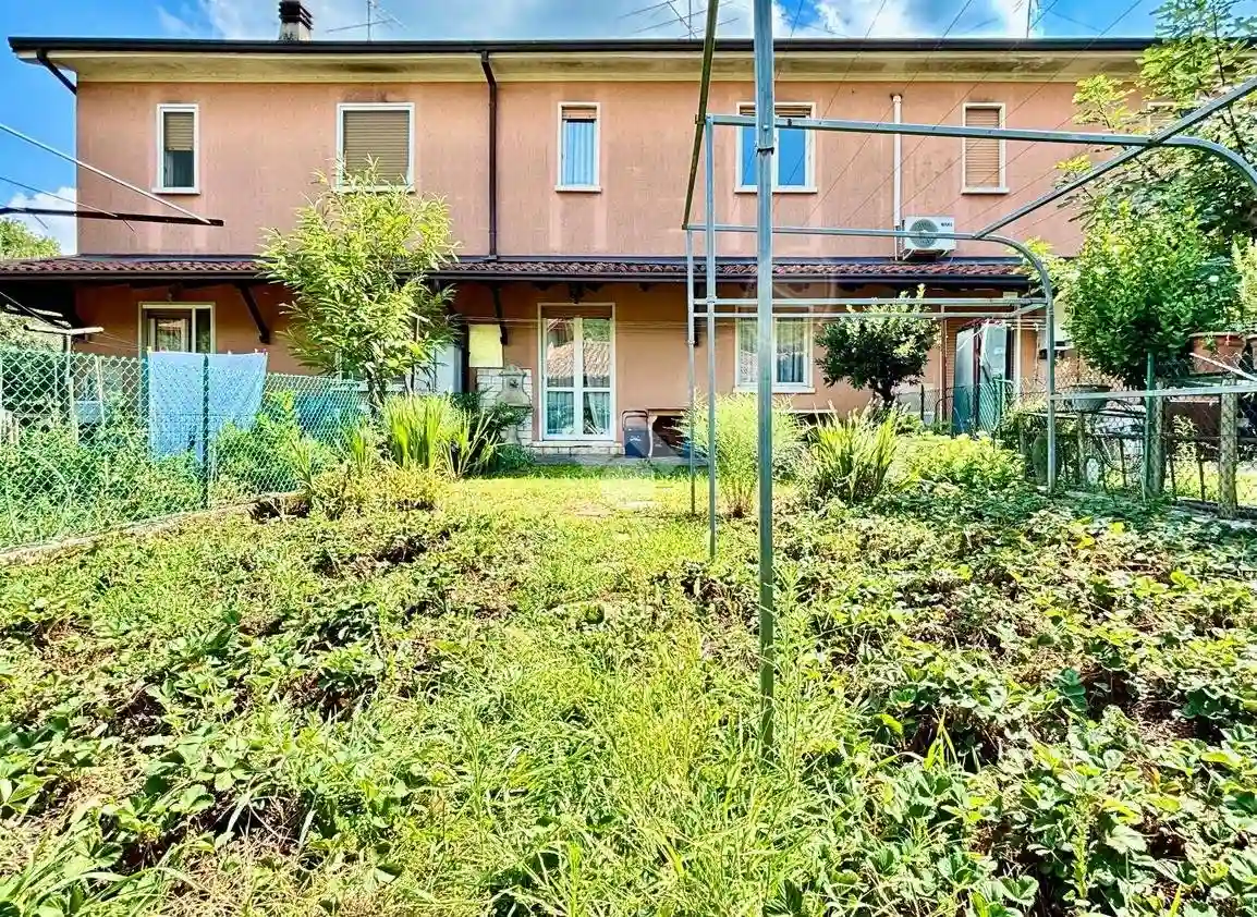 Villetta a schiera - foto 2