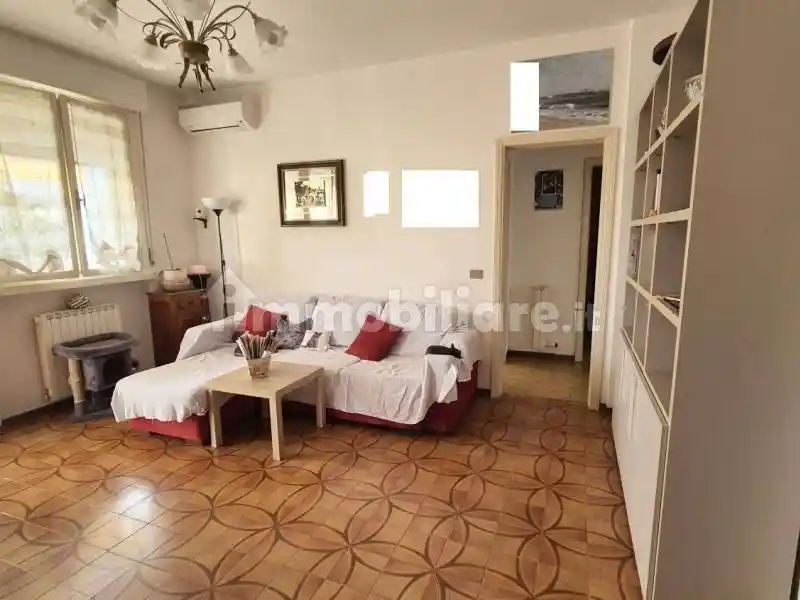 Appartamento in vendita a Viareggio
