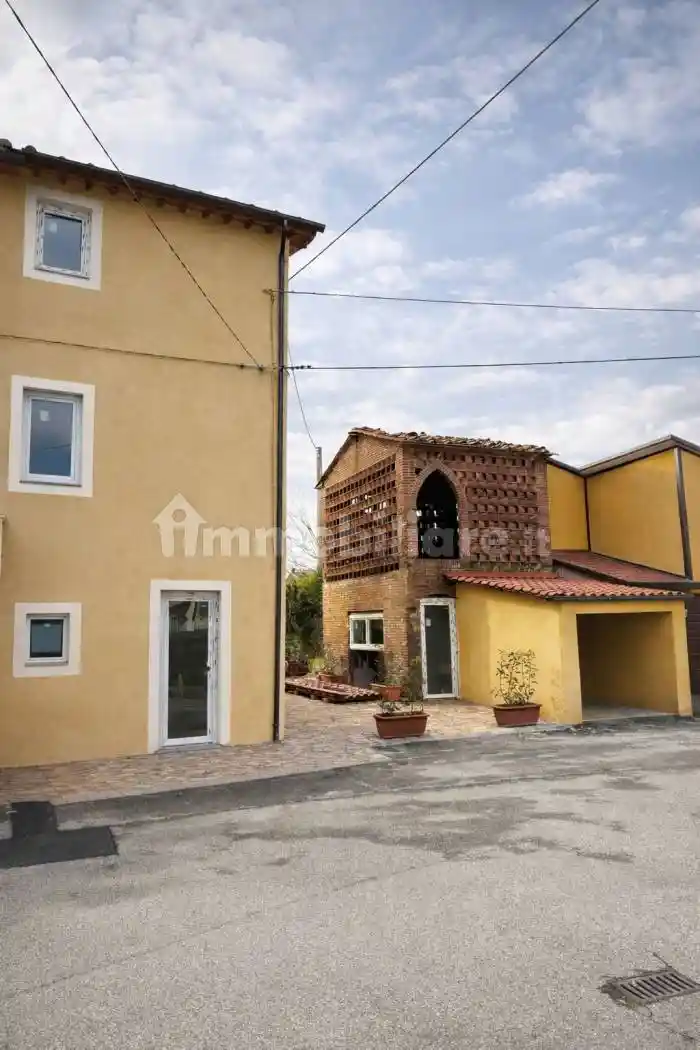 Villa in vendita a Lucca