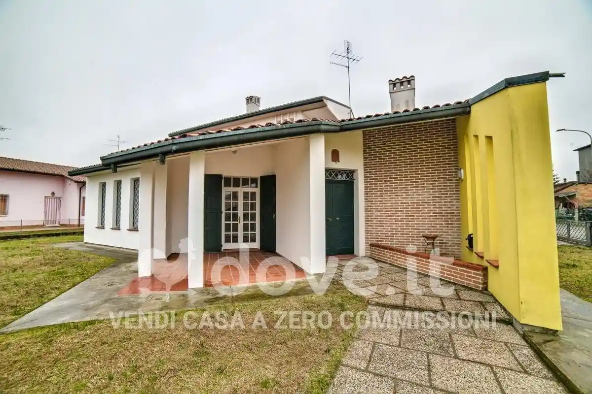 Villa in vendita a Bagnacavallo