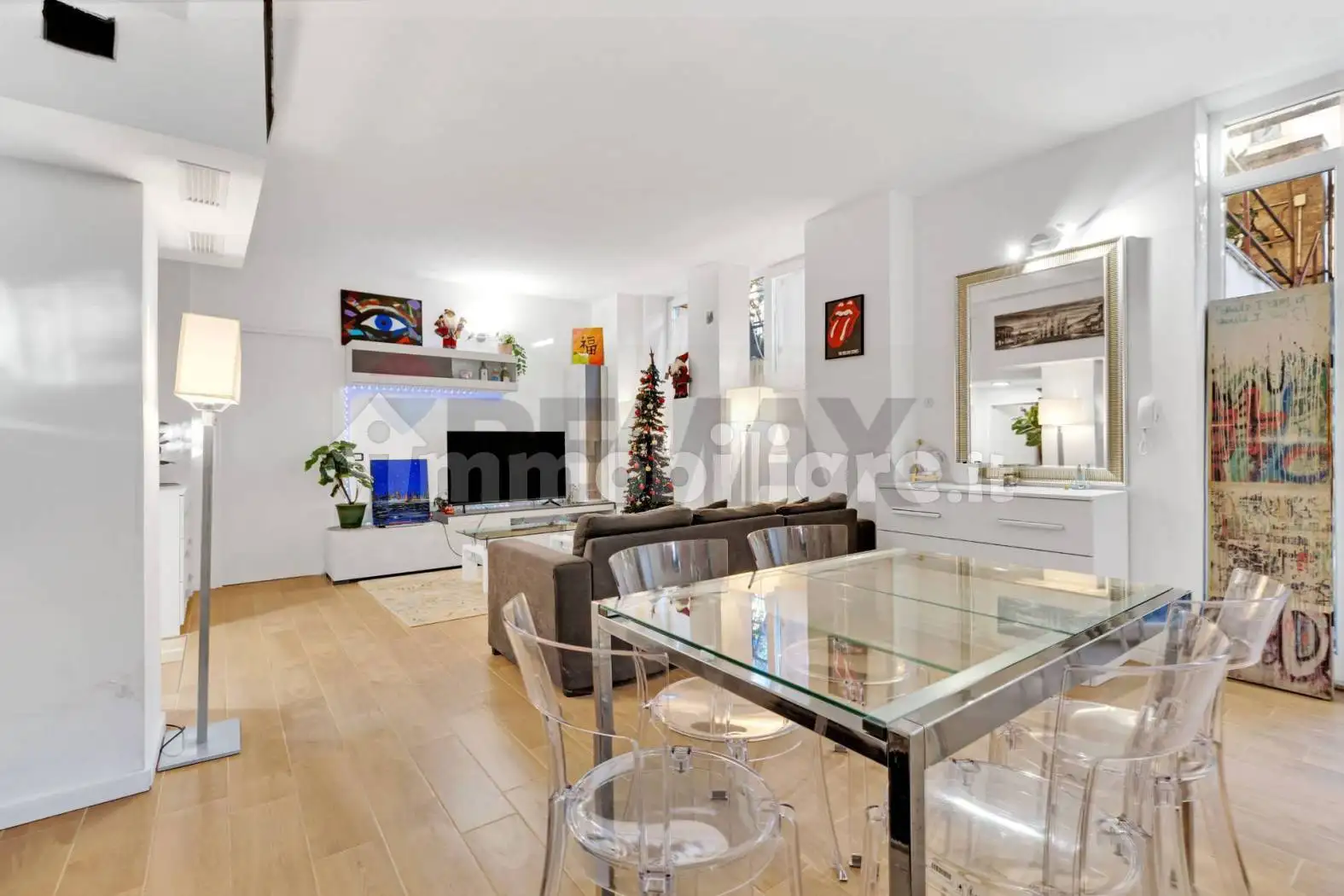 Appartamento in vendita a Milan