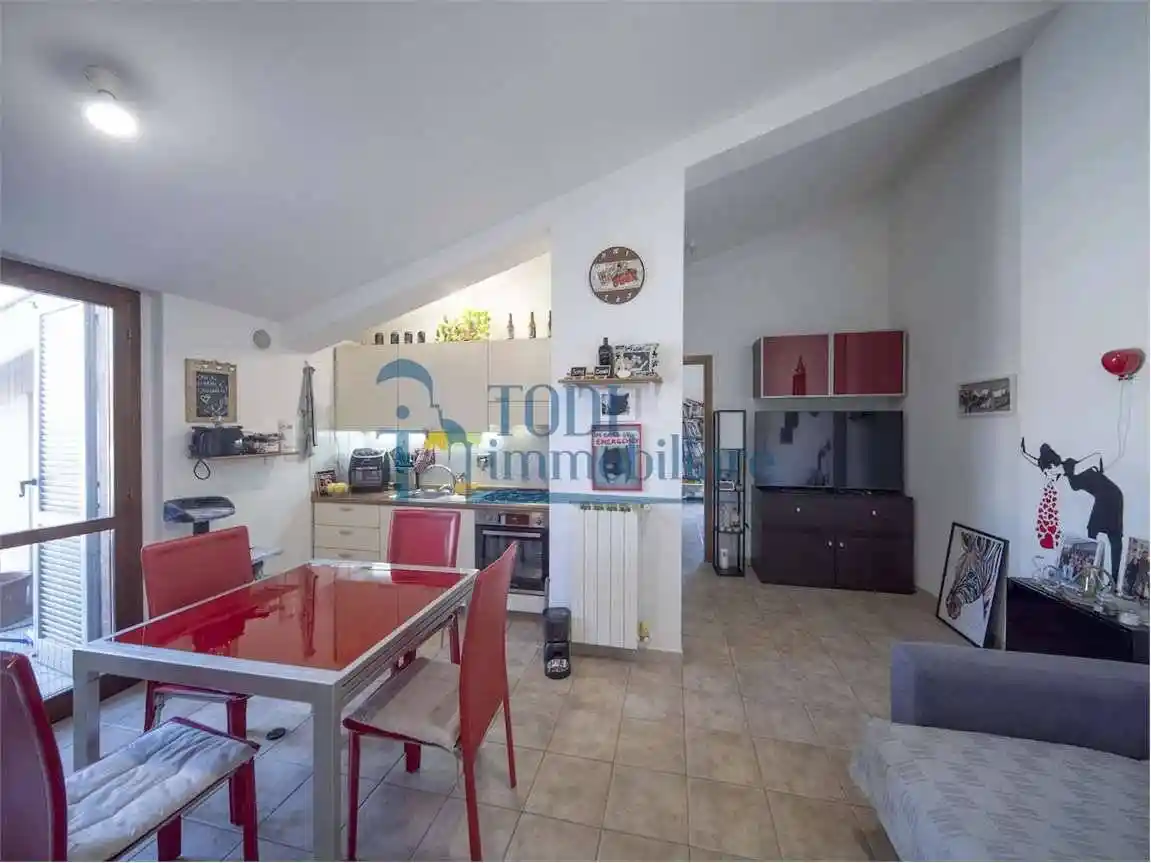 Appartamento in vendita a Todi