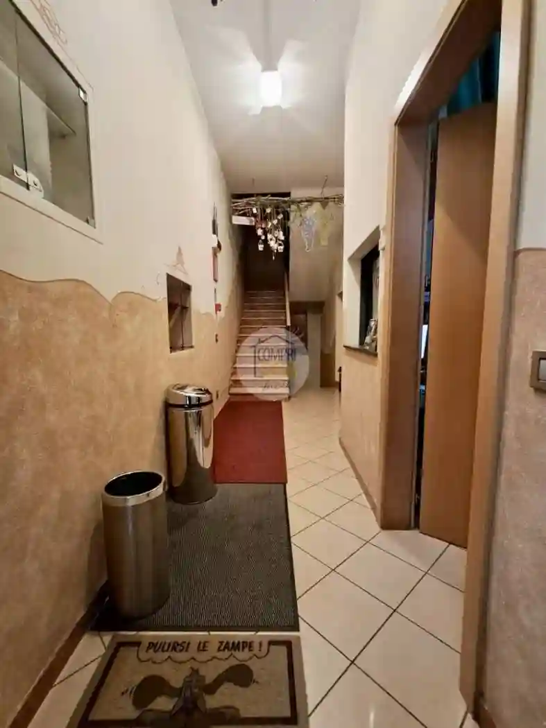 Palazzo - Edificio - foto 2