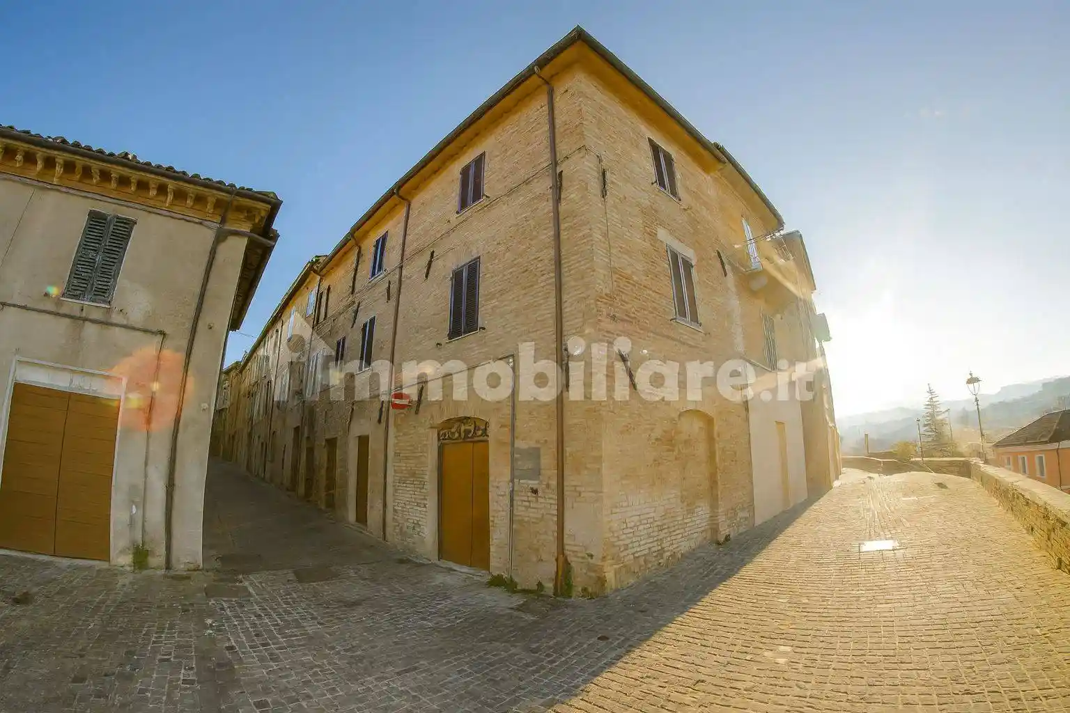Casa indipendente in vendita a Cerreto d'Esi