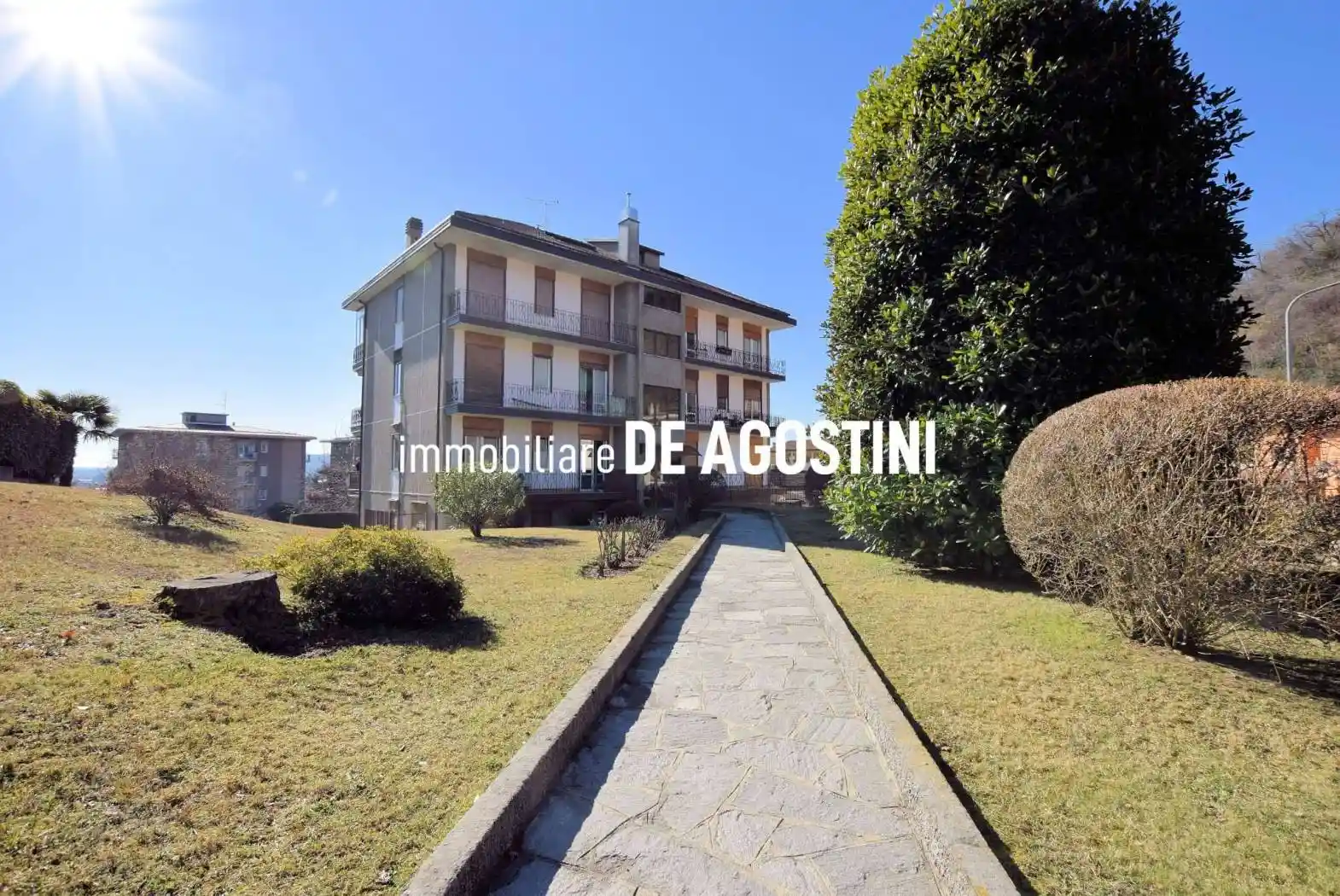 Appartamento in affitto a Arona