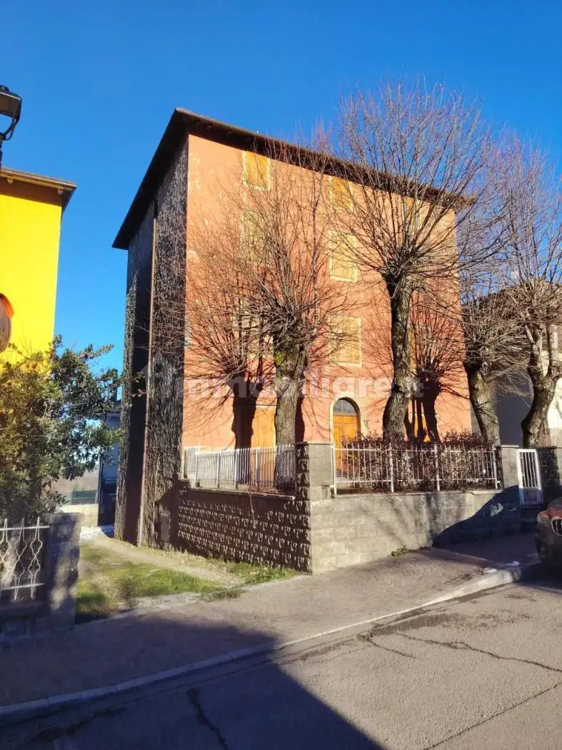 Rustico - Casale in vendita a San Benedetto Val di Sambro