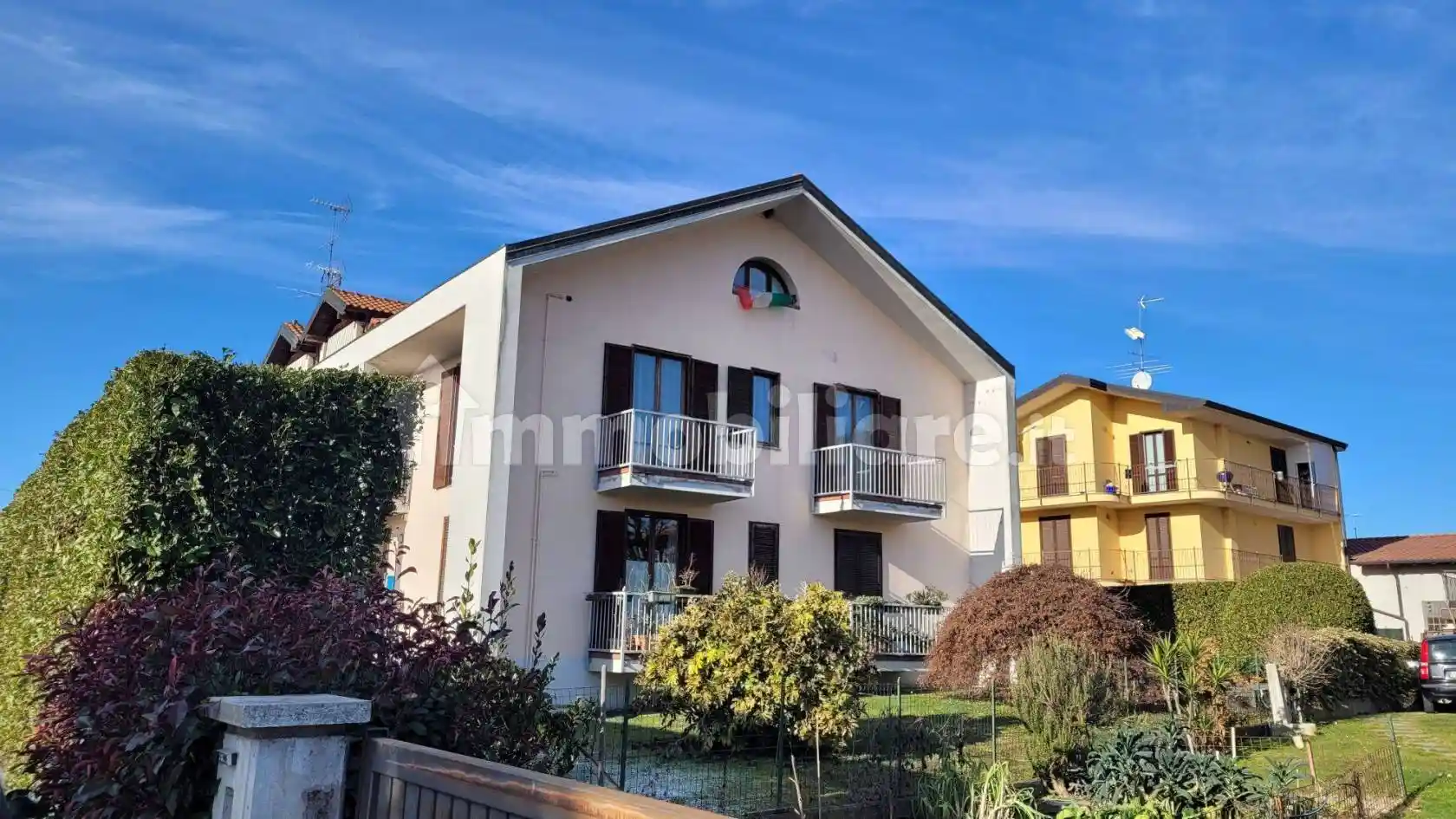 Appartamento in vendita a Varallo Pombia