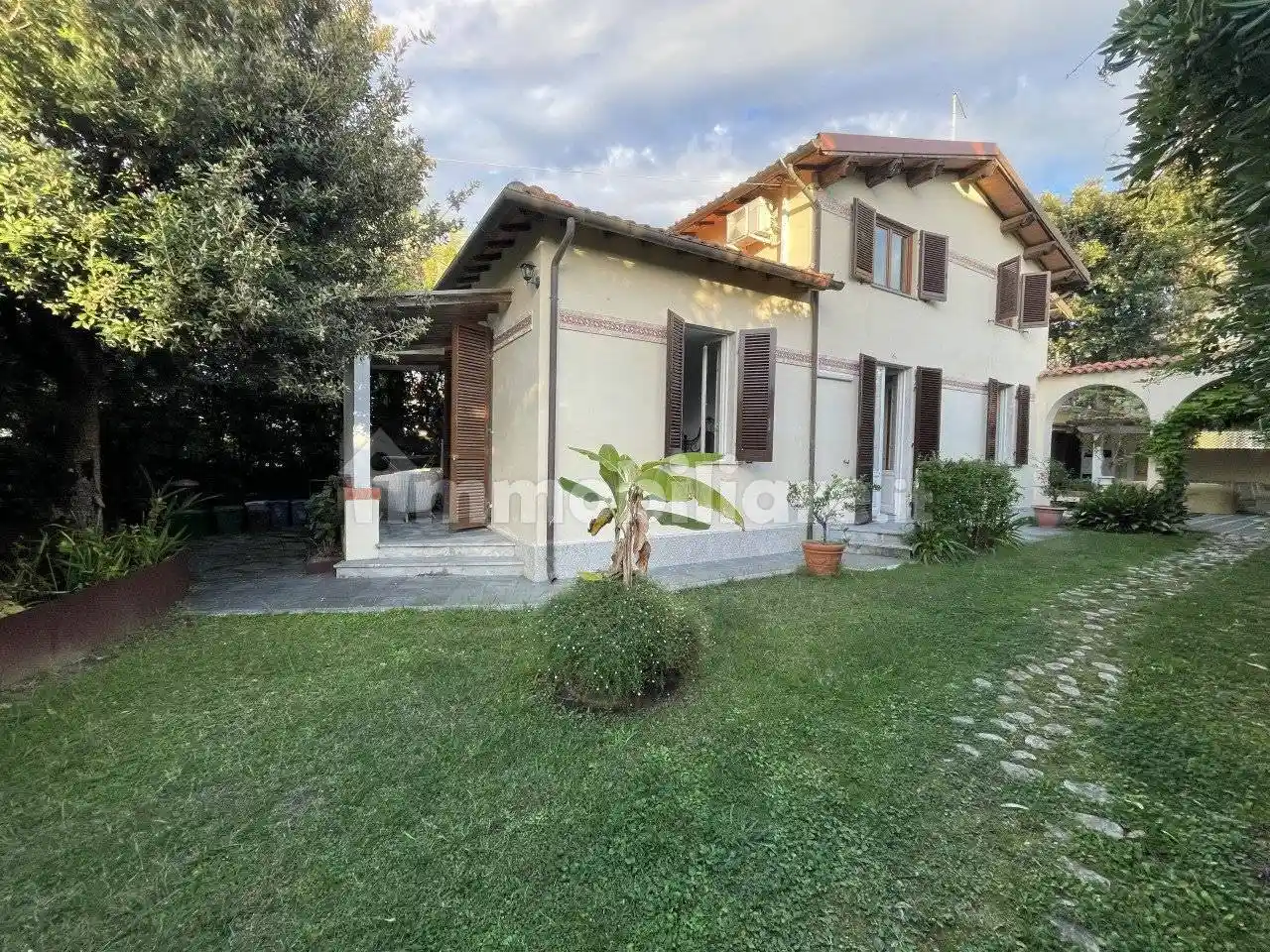 Villa in vendita a Pietrasanta