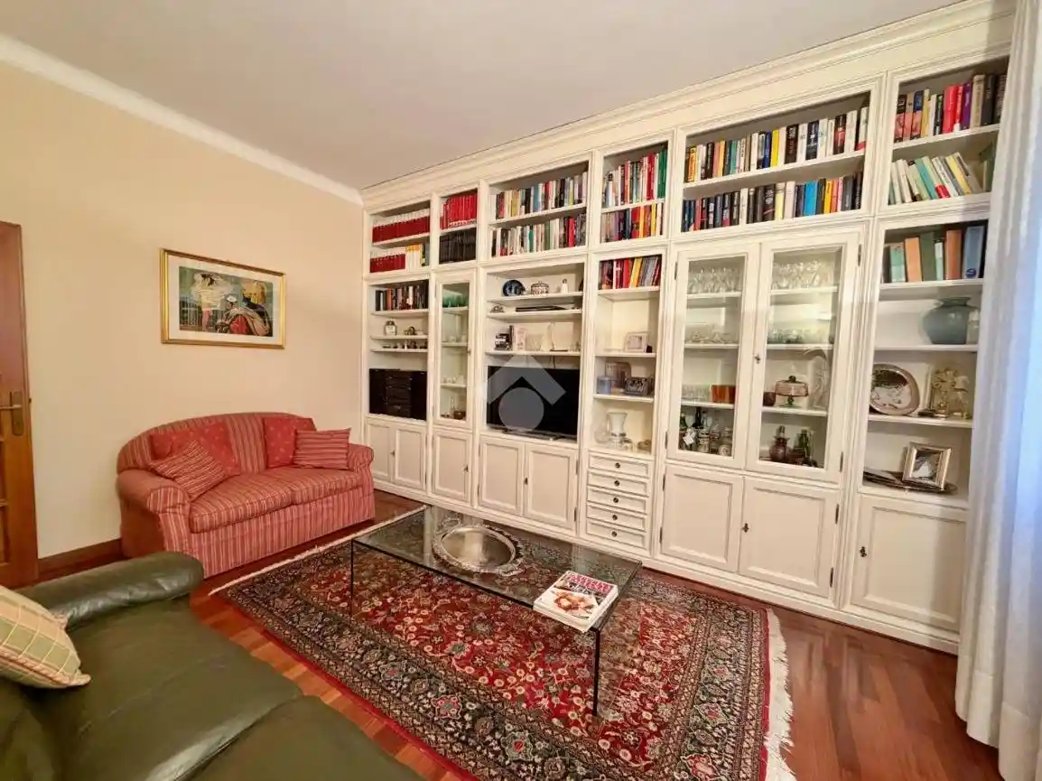 Appartamento in vendita a Reggio Emilia