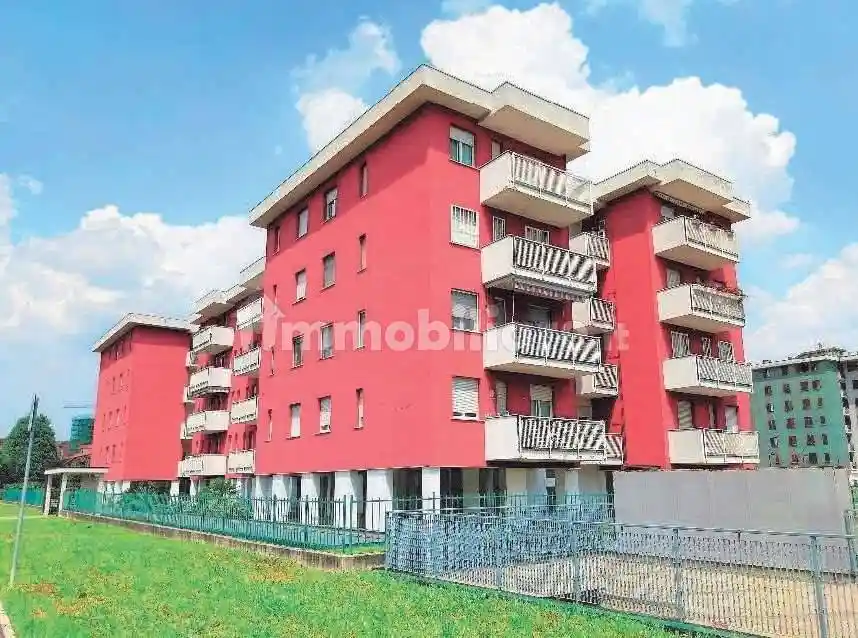 Appartamento in vendita a Garbagnate Milanese