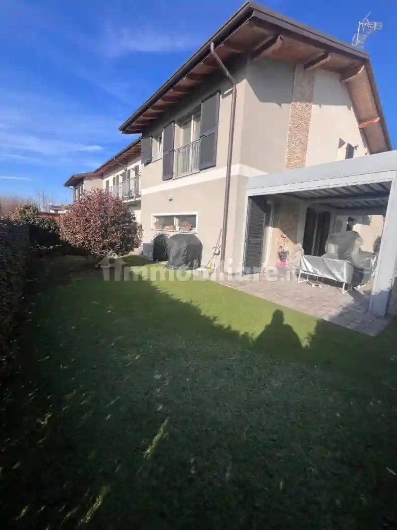 Villetta a schiera - foto 2