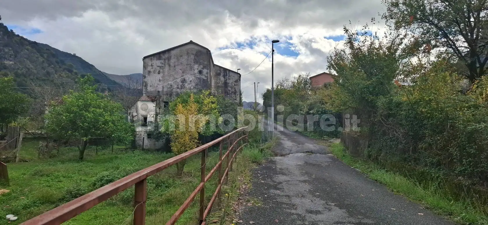 Appartamento in vendita a Trecchina