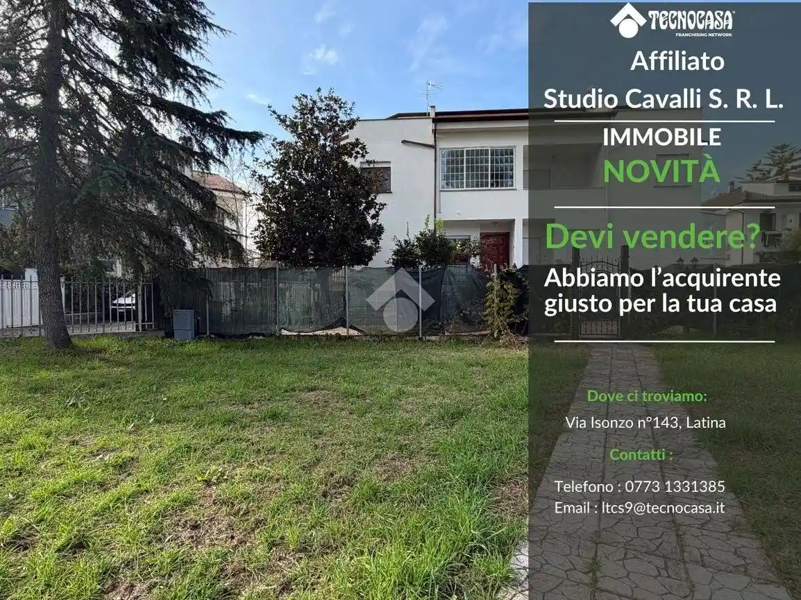 Villa in vendita a Latina